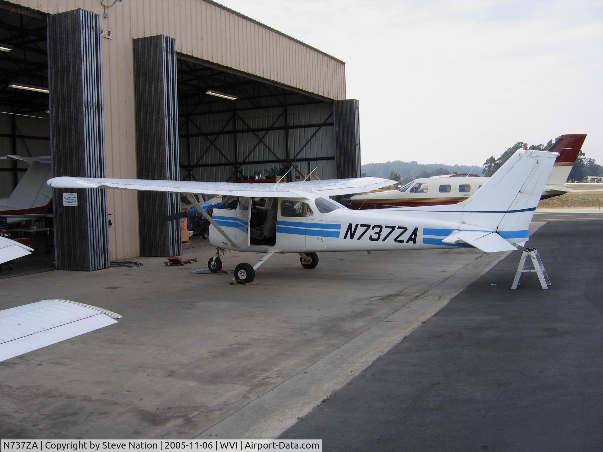N737ZA, 1977 Cessna 172N C/N 17269791, 1977 Cessna 172N at Watsonville, CA