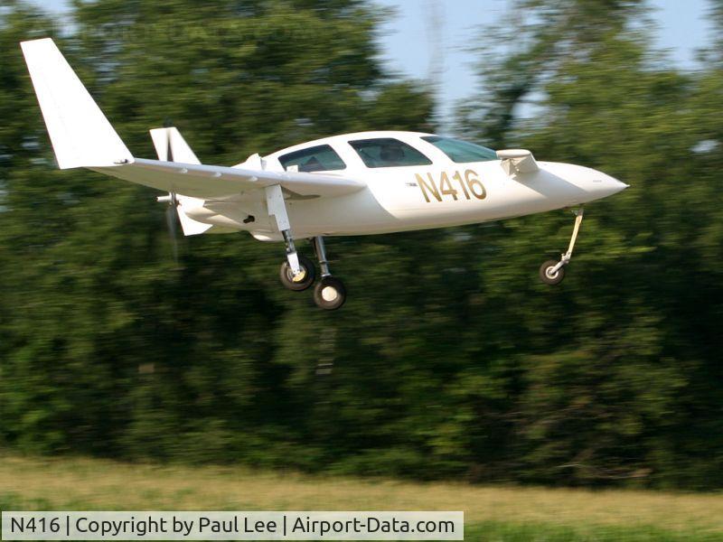 N416, 2004 Glassic SQ2000 C/N 0007, N416 take-off