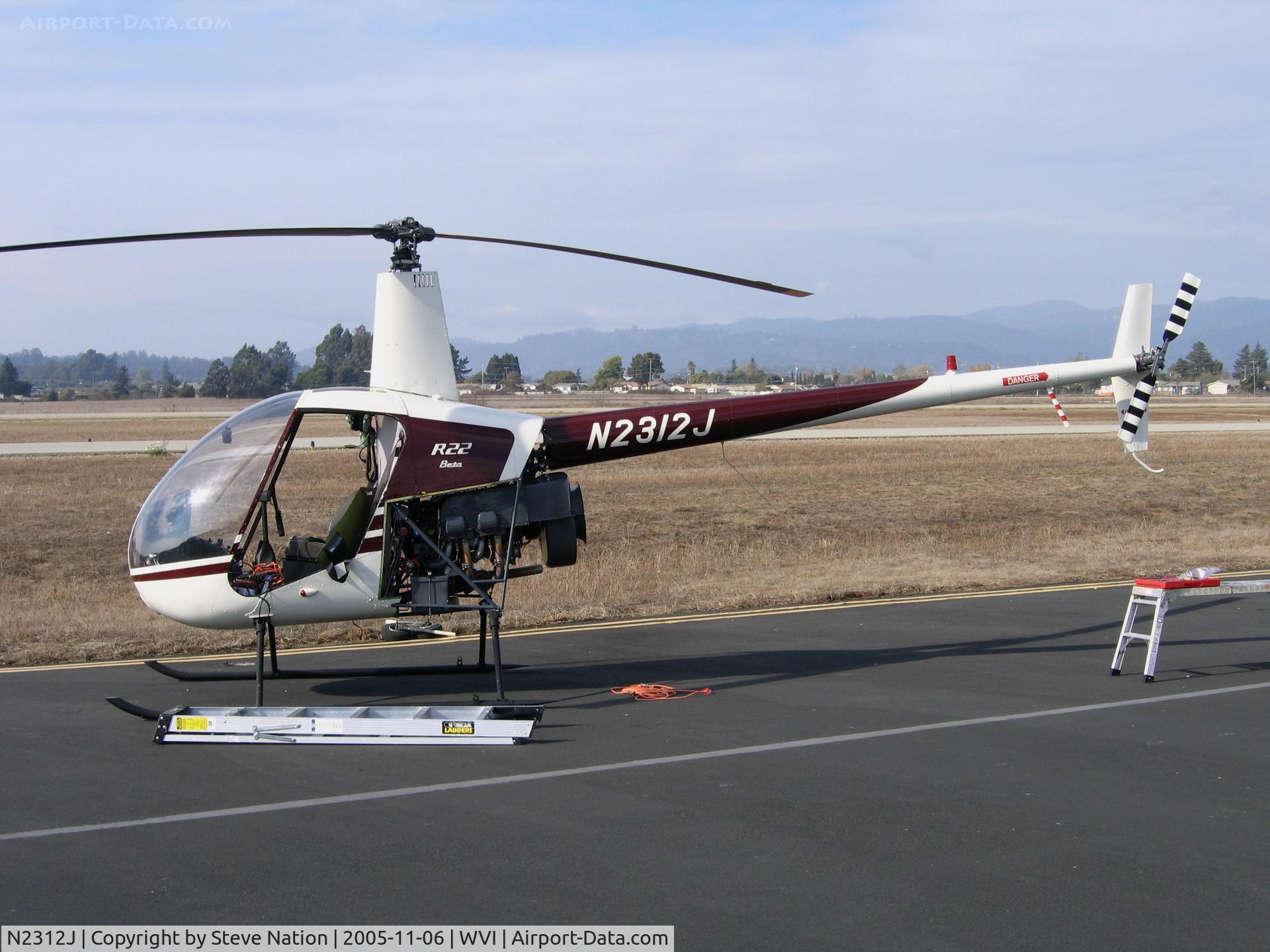 N2312J, 1991 Robinson R22 BETA C/N 1984, 1991 Robinson R22 Beta at Watsonville, CA