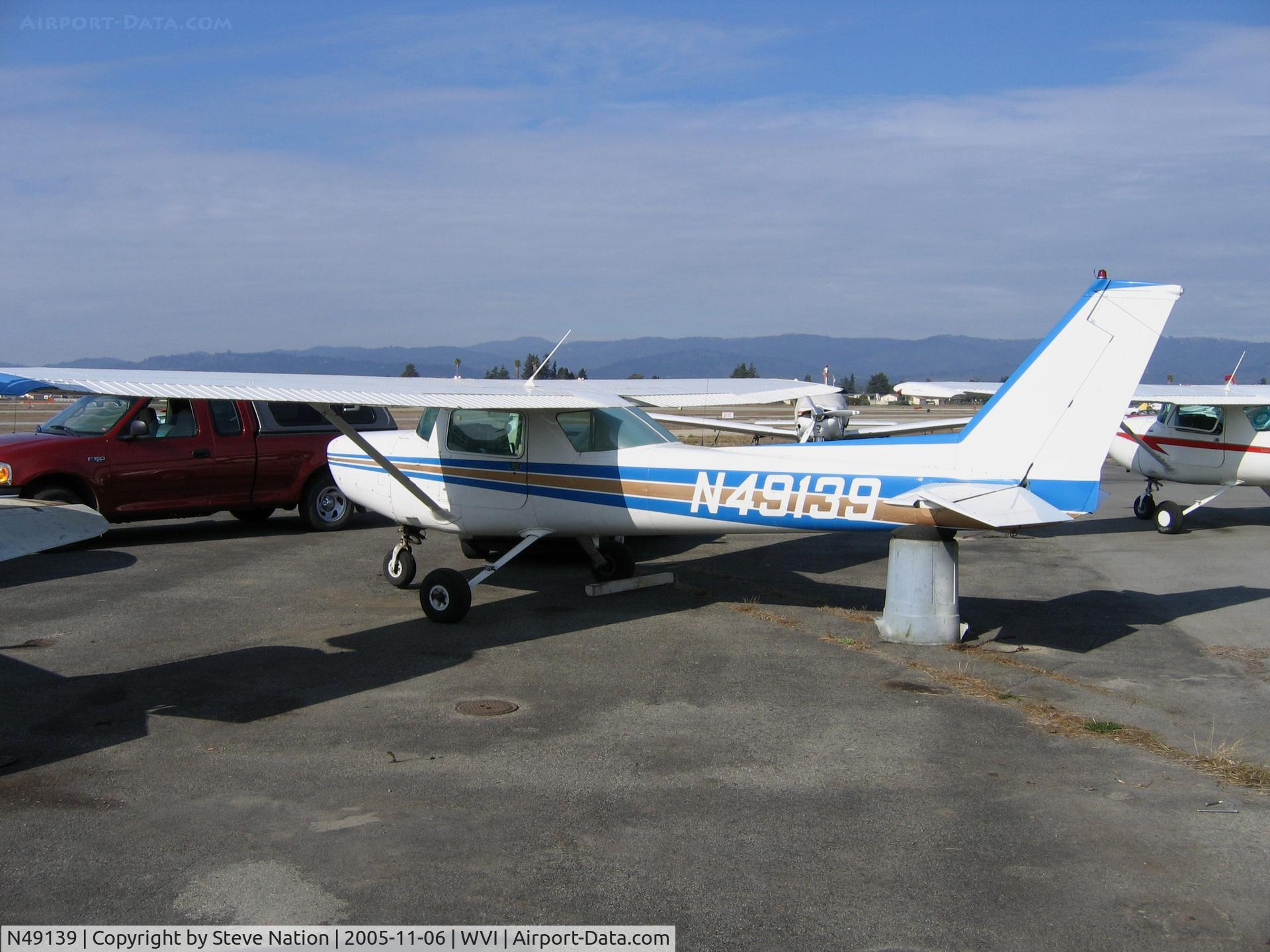 N49139, 1977 Cessna 152 C/N 15281159, 1977 Cessna 152 at Watsonville, CA