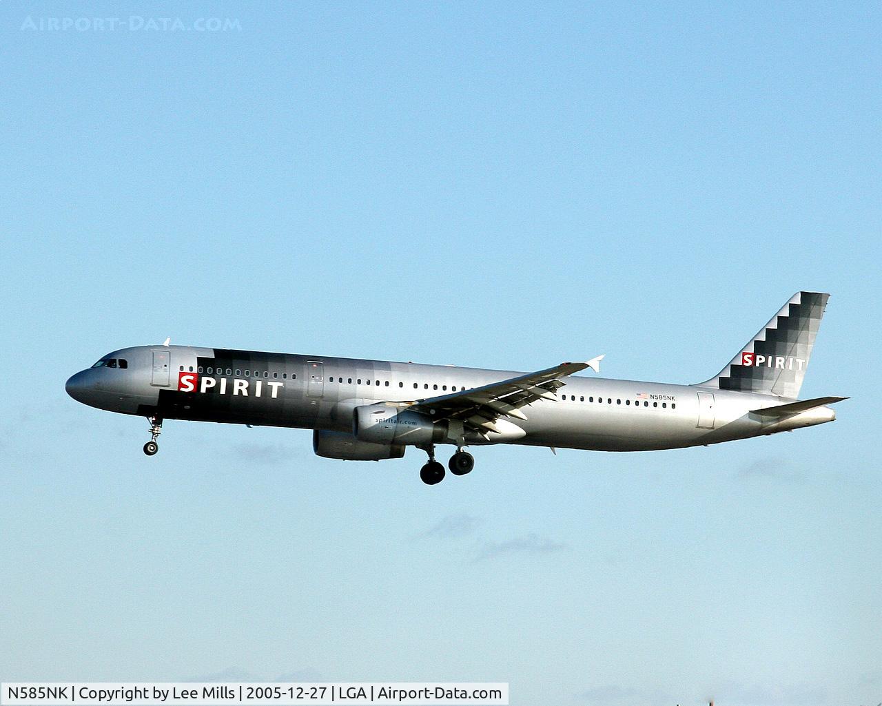N585NK, 2001 Airbus A321-231 C/N 1438, Landing at LGA