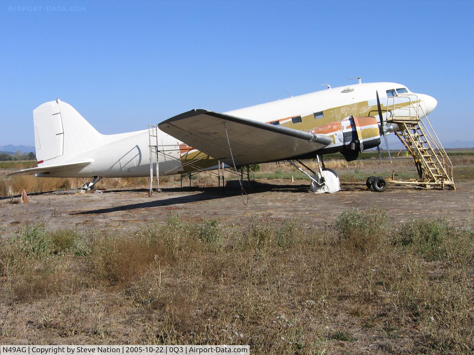 N49AG, 1943 Douglas DC-3A C/N 11737, Sonoma Valley Aircraft 1943 DC-3A (s/n 11737) at Sonoma Valley/Schellville Airport, CA