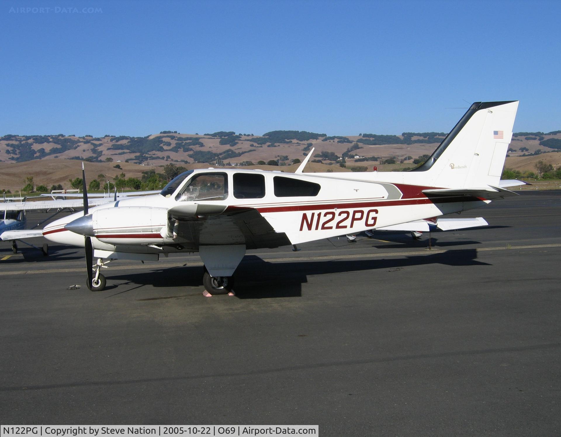 N122PG, 1961 Beech 95-55 C/N TC-149, Immaculate 1961 Beech 95-55 Baron at Petaluma, CA