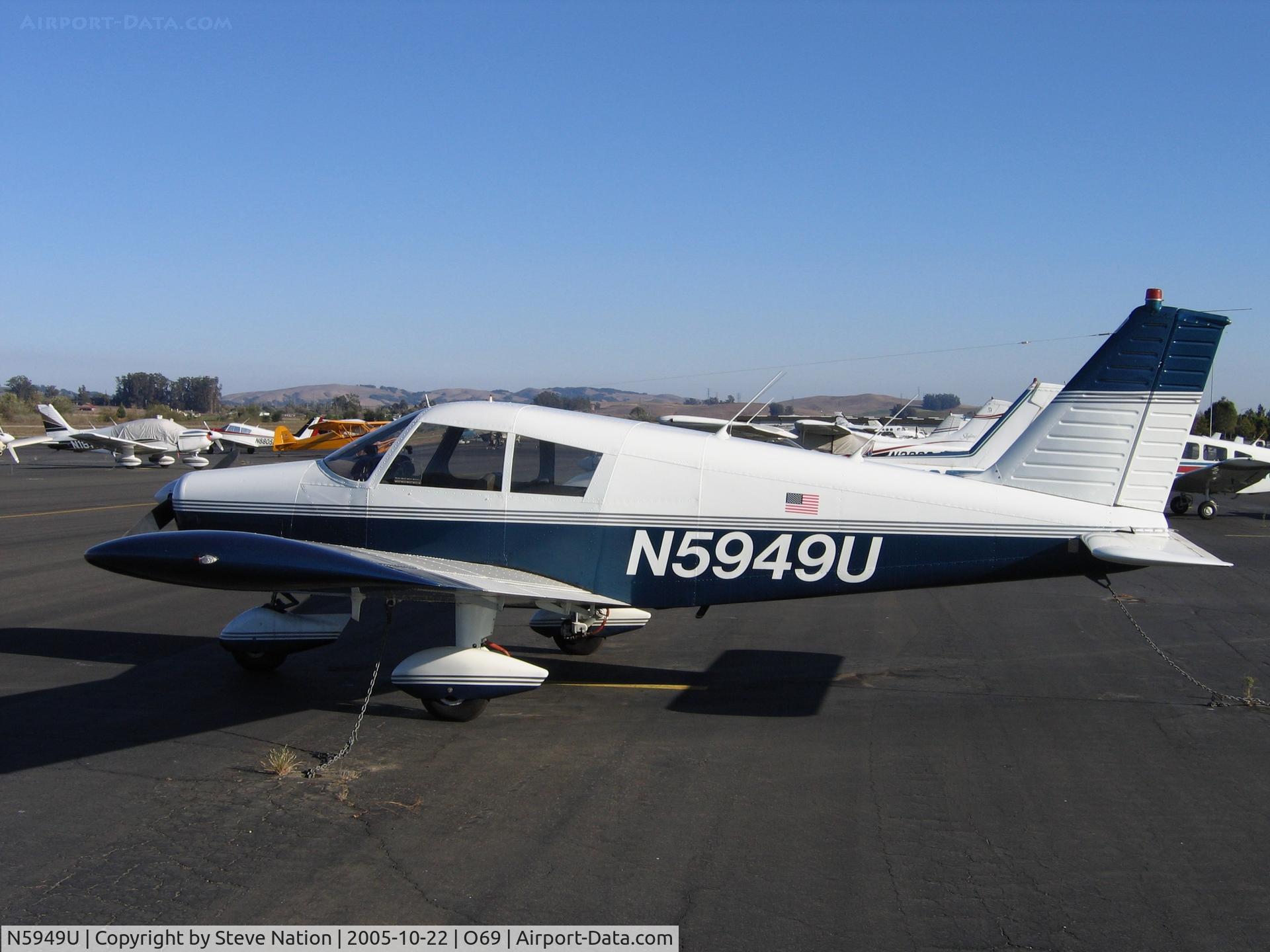 N5949U, 1970 Piper PA-28-140 C/N 28-26768, 1970 Piper PA-28-140 at Petaluma, CA