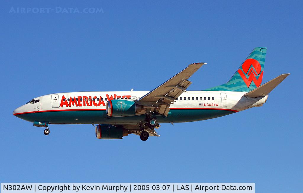 N302AW, 1988 Boeing 737-3G7 C/N 24009, America West 737 drifting into Vegas
