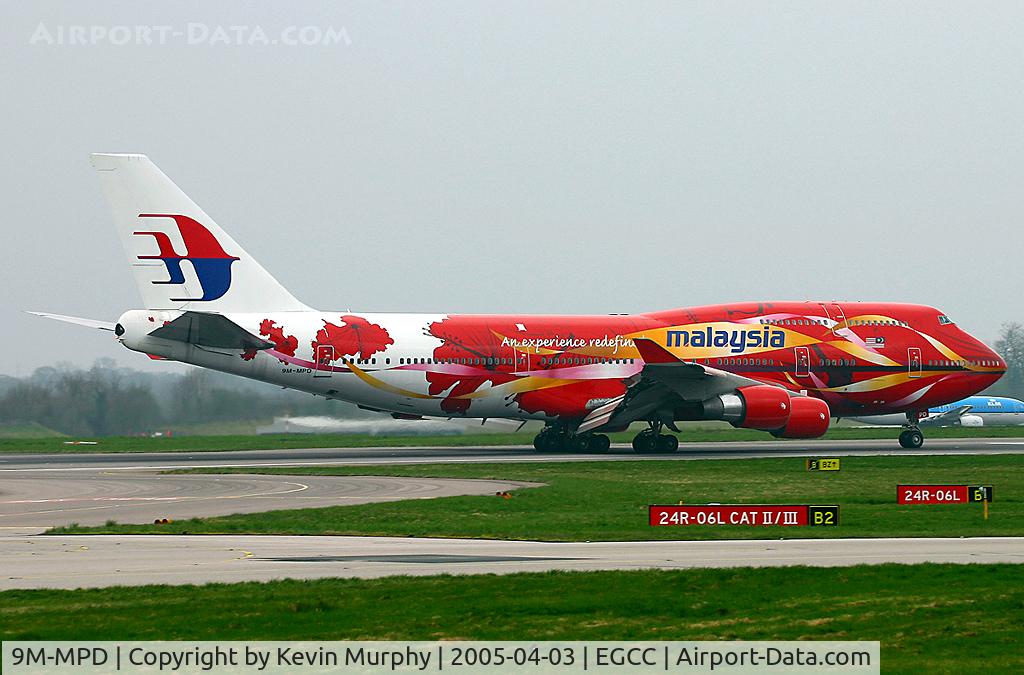 9M-MPD, 1993 Boeing 747-4H6 C/N 25701, Malaysia's 'Hibiscus' livered 747 coming to rest on 24R