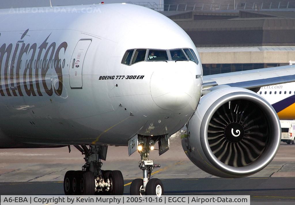 A6-EBA, 2005 Boeing 777-31H/ER C/N 32706, Sharp right turn and heading towards me, great looking 777.