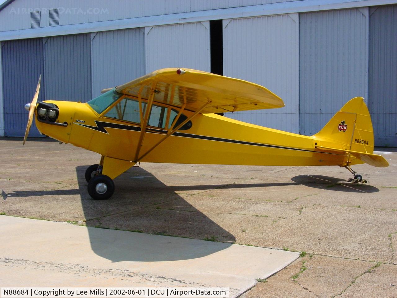 N88684, 1946 Piper J-3C Cub C/N 16312, On the ramp in DCU