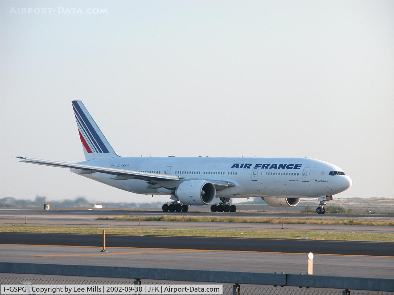F-GSPG, 1999 Boeing 777-228/ER C/N 27609, Landing at JFK