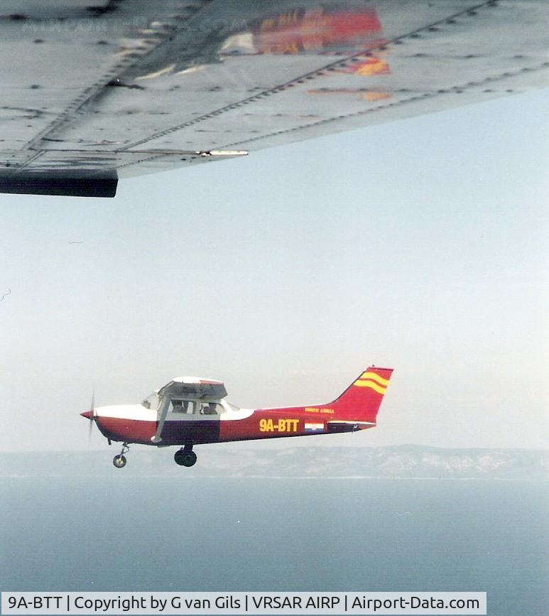 9A-BTT, 1973 Reims F172M Skyhawk C/N 0972, The 9A-BTT photograft from the 9A-DNA (Summer 2001) during a formation flight from the beautiful little island “Unjie” to Vrsar airport.
