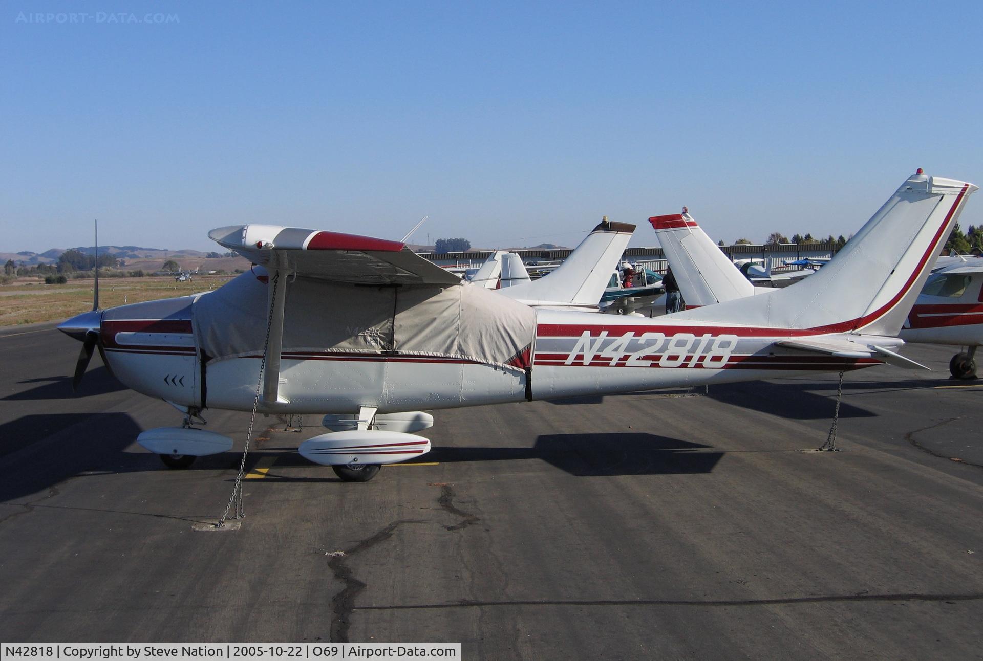 N42818, 1968 Cessna 182L Skylane C/N 18259203, Lorien Aviation 1968 Cessna 182L at Petaluma Muncipal, CA