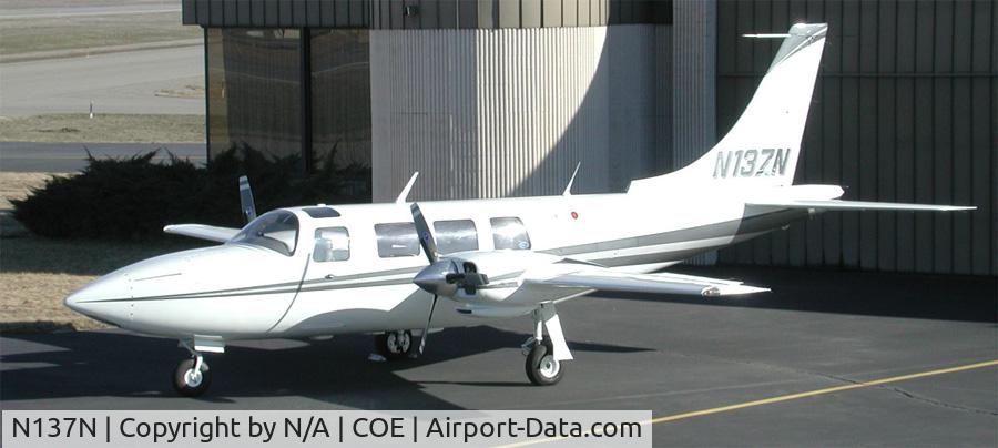 N137N, 1979 Piper Aerostar 601P C/N 61P06997963334, At Aerostar in Idaho