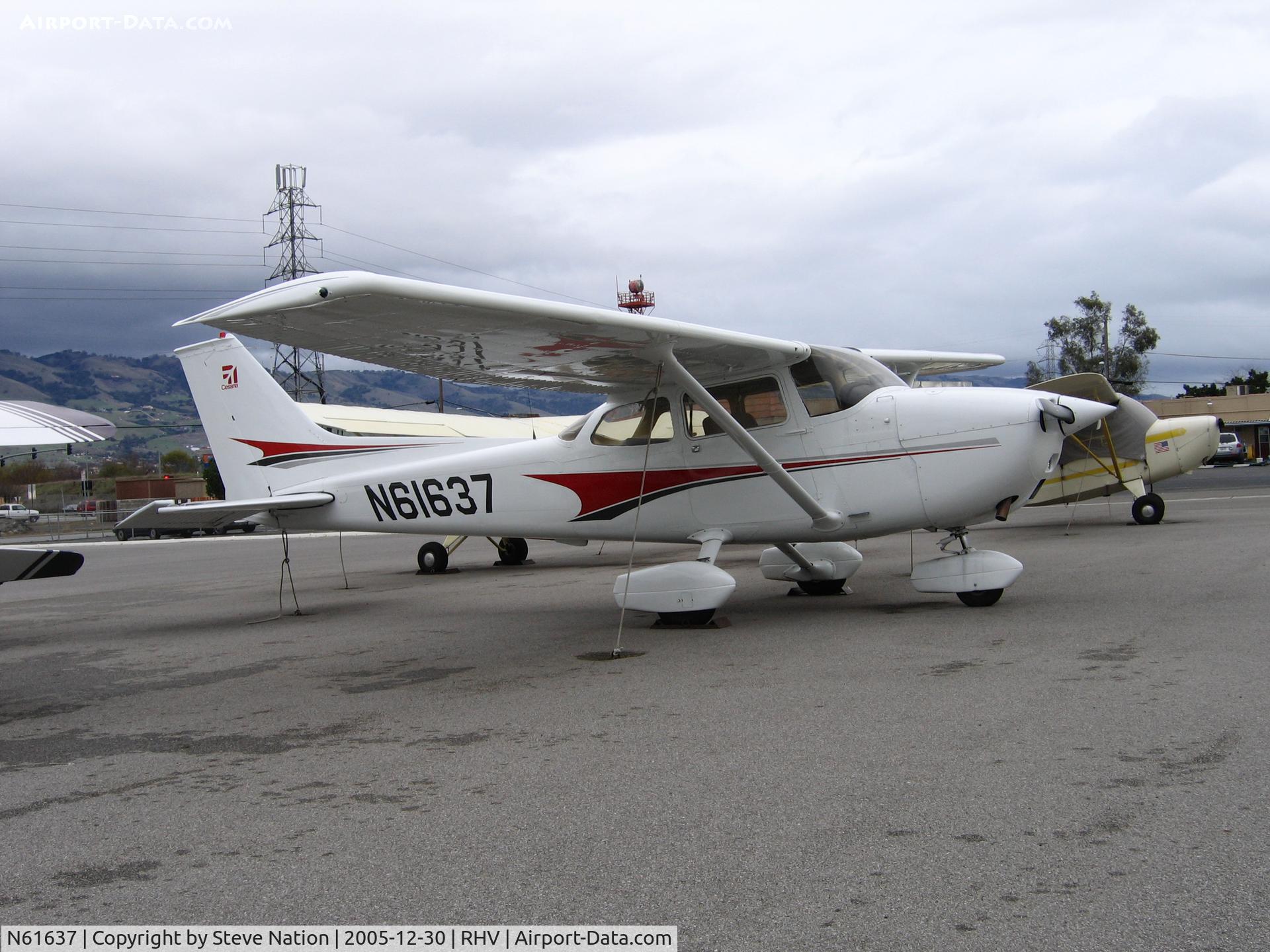 N61637, 1975 Cessna 172M C/N 17264691, Amelia Reid Aviation LLC 1975 Cessna 172M between rainstorms at Reid-Hillview Airport, San Jose, CA