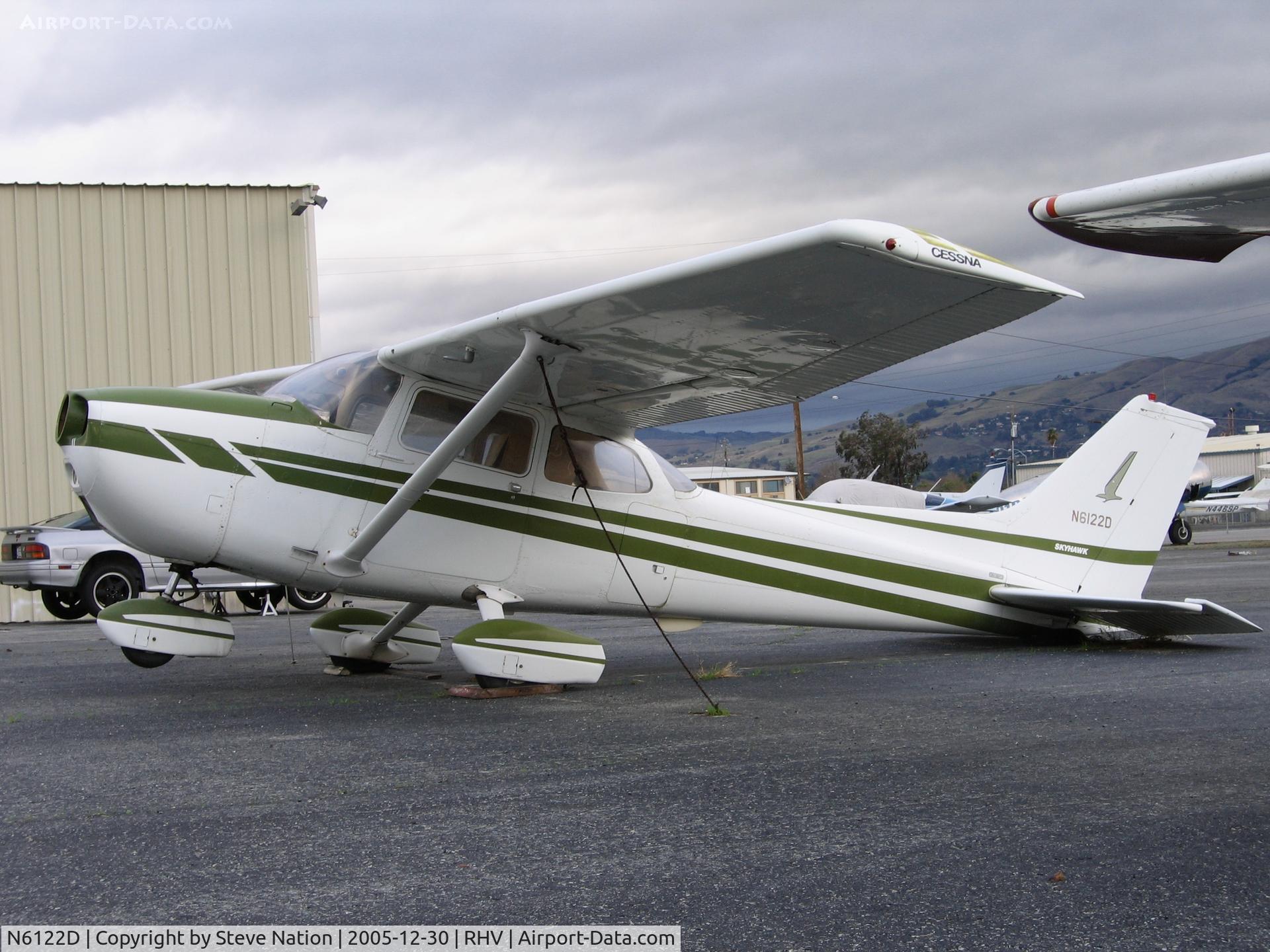 N6122D, 1979 Cessna 172N C/N 17272607, 1979 Cessna 172N (minus prop) between rainstorms at Reid-Hillview, San Jose, CA