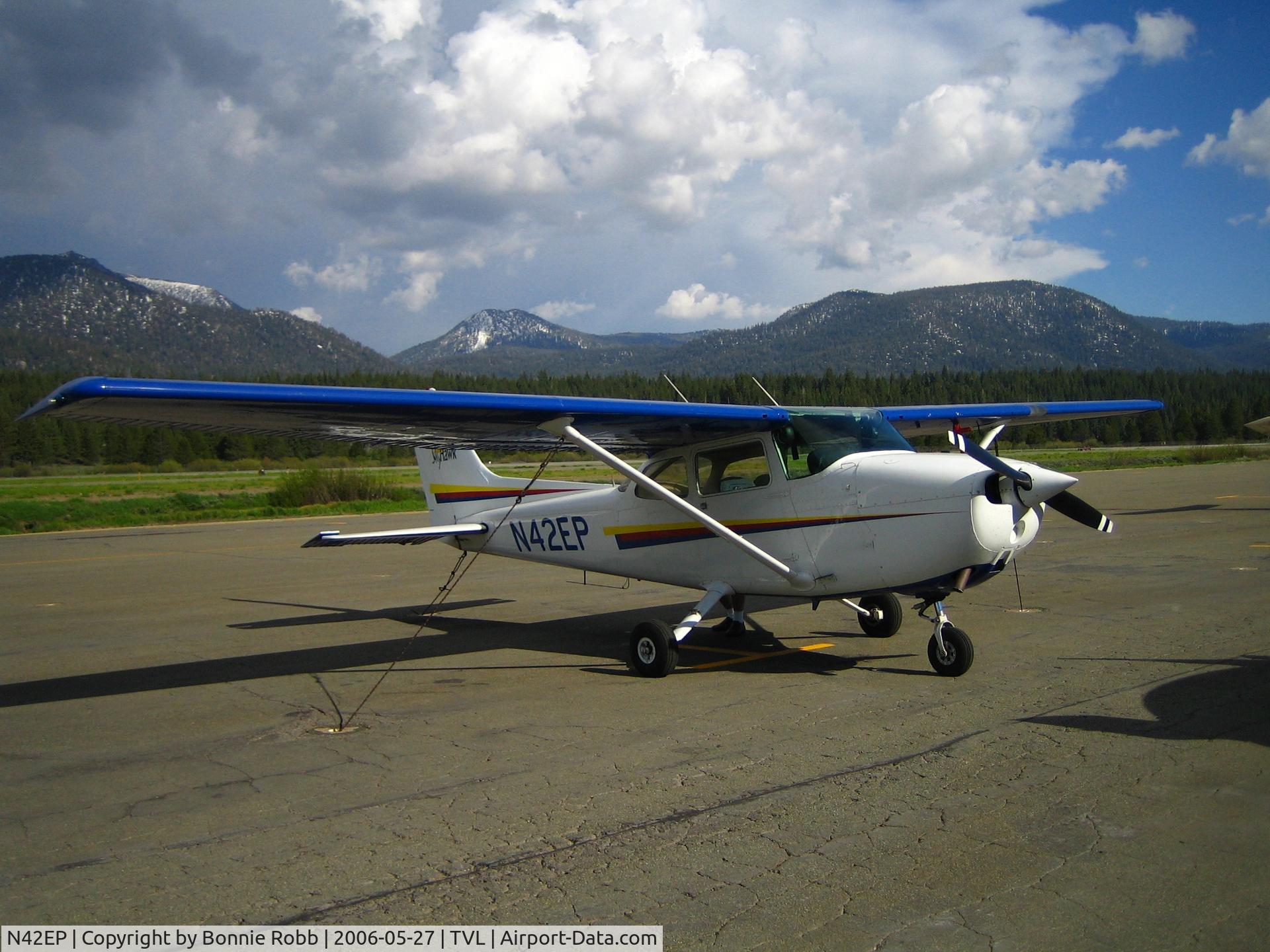 N42EP, 1977 Cessna 172N C/N 17269777, Cessna Skyhawk