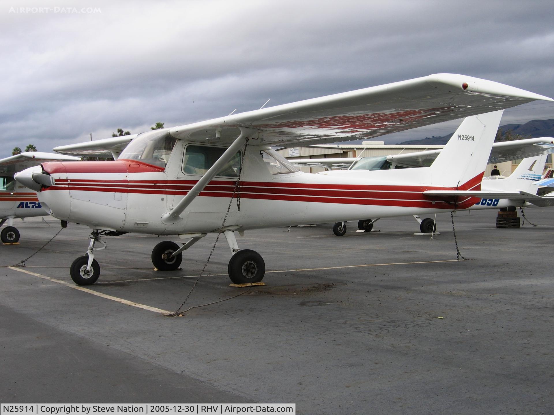 N25914, 1977 Cessna 152 C/N 15280854, Nice Air 1977 Cessna 152 between rainstorms at Reid-Hillview Airport, San Jose, CA