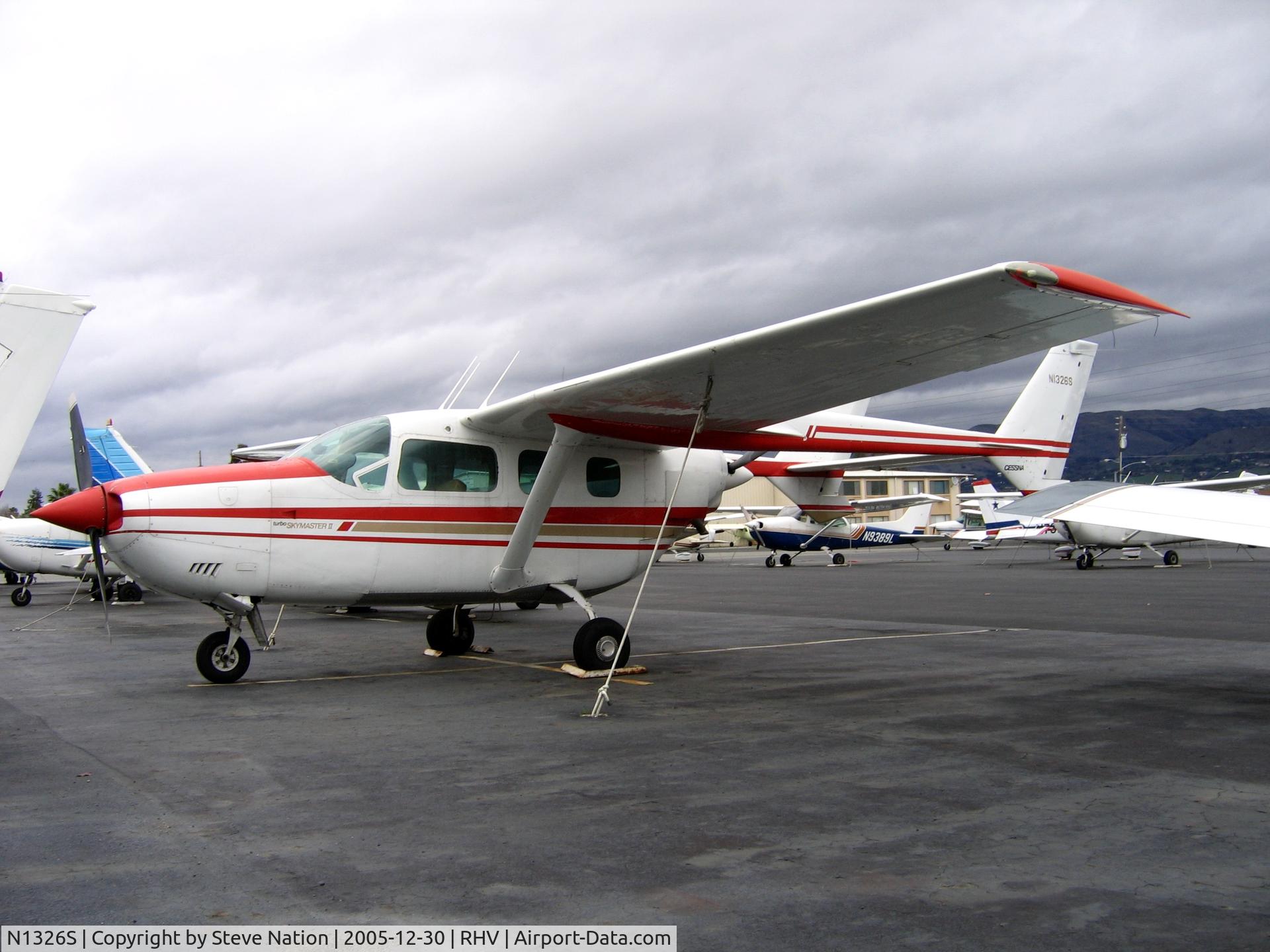 N1326S, 2008 Cessna T206H Turbo Stationair C/N T20608808, 1979 Cessna T337H between rainstorms at Reid-Hillview Airport, San Jose, CA