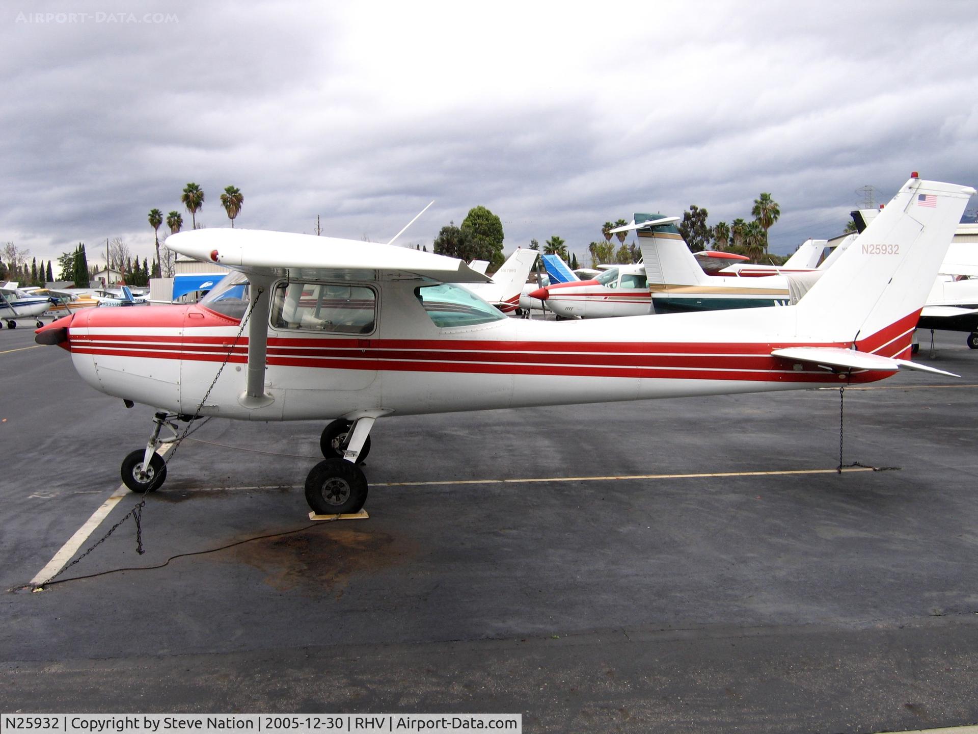 N25932, 1977 Cessna 152 C/N 15280864, Nice Air 1979 Cessna 152 between rainstorms at Reid-Hillview Airport, San Jose, CA