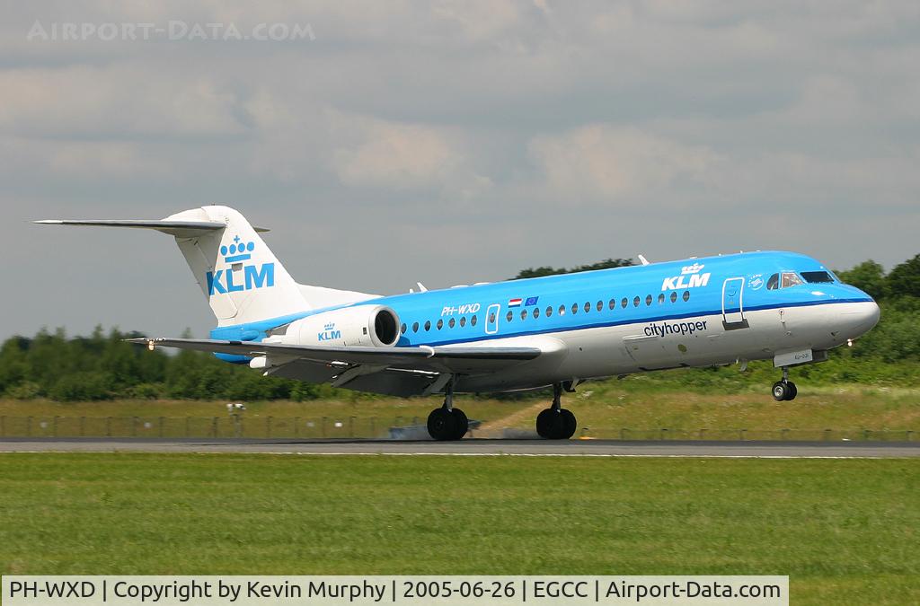 PH-WXD, 1995 Fokker 70 (F-28-0070) C/N 11563, Smart looking Dutch commuter jet.
