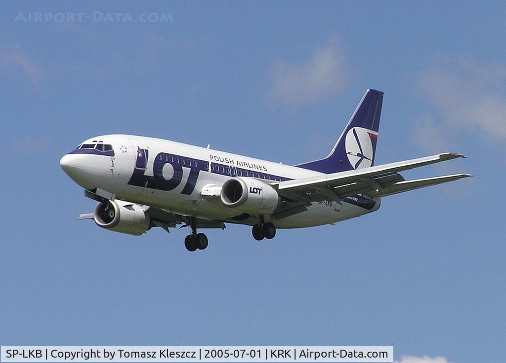 SP-LKB, 1992 Boeing 737-55D C/N 27417, Landing