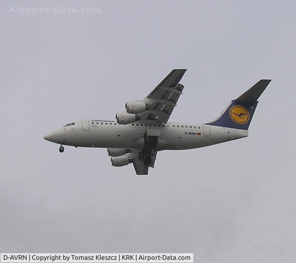D-AVRN, 1996 British Aerospace Avro 146-RJ85A C/N E2293, Landing