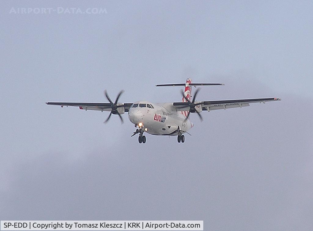 SP-EDD, 1996 ATR 42-500 C/N 530, Landing