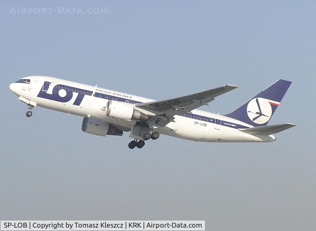 SP-LOB, 1989 Boeing 767-25DER C/N 24734, Take Off