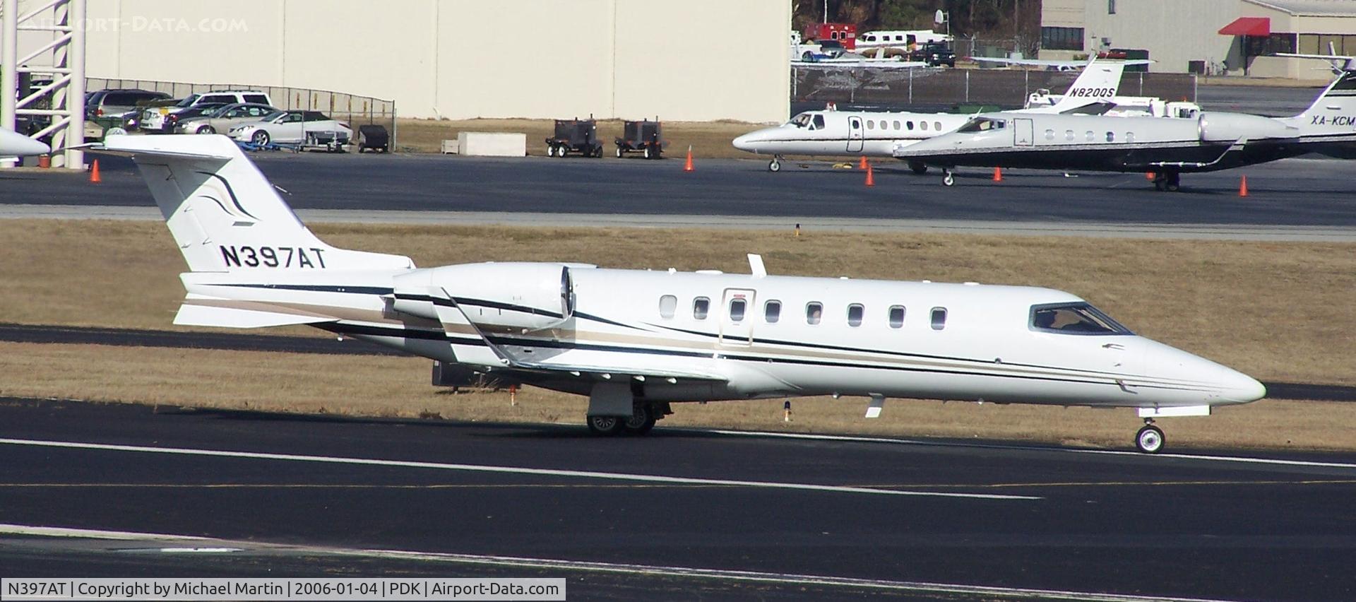 N397AT, 2000 Learjet Inc 45 C/N 105, Taxing to 20L