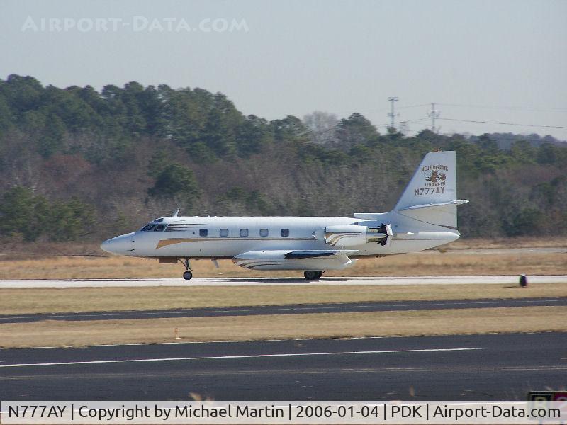 N777AY, 1976 Lockheed L-1329-25 Jetstar II C/N 5201, Landing PDK on 2R