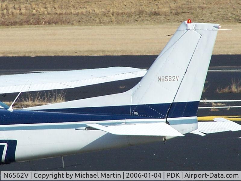 N6562V, 1980 Cessna 172RG Cutlass RG C/N 172RG0775, Tail Numbers