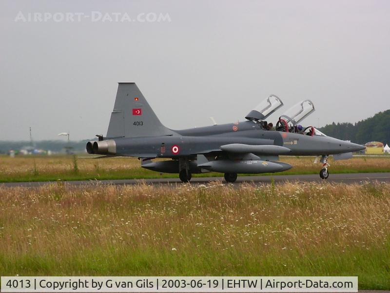 4013, 1971 Canadair NF-5B Freedom Fighter C/N 4013, NF5B (4013) of the Airforce of Turkey (ex-KLu 313 squadron, K-4013). I took this photo at the Twenthe open day 2003