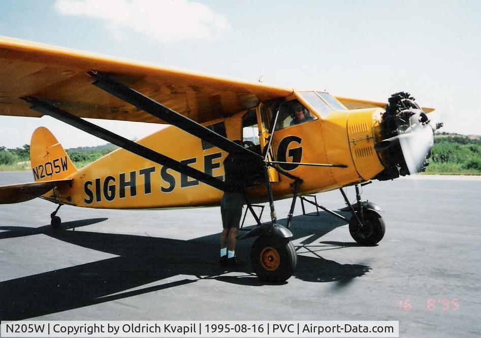 N205W, 1930 Stinson SM-8A Junior C/N 4029, Willie Sightseeing in Provincetown
