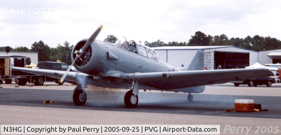 N3HG, North American T-6G Texan C/N 168-201, Turning the engine over for the fly-by