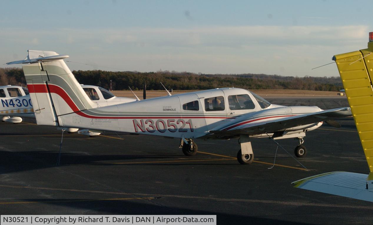 N30521, 1978 Piper PA-44-180 Seminole C/N 44-7995076, White with Gray and red stripes