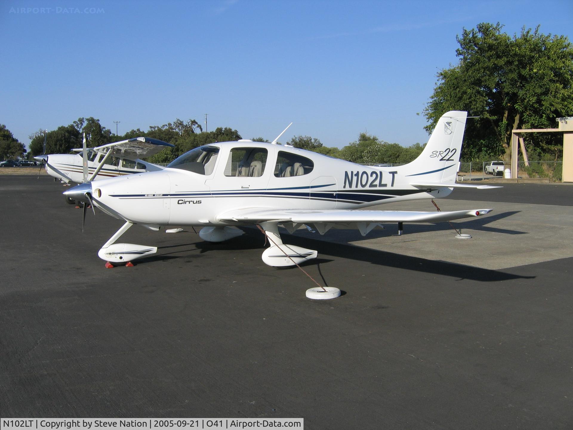 N102LT, 2002 Cirrus SR22 C/N 0288, 2002 Cirrus Design SR22 at Watts Airport, Woodland, CA