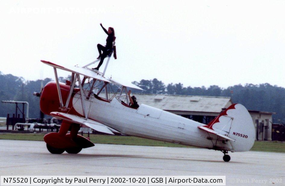 N75520, 1943 Boeing B75N1 C/N 75-7444, Waving to the crowd at the 2002 Seymour Johnson AFB show