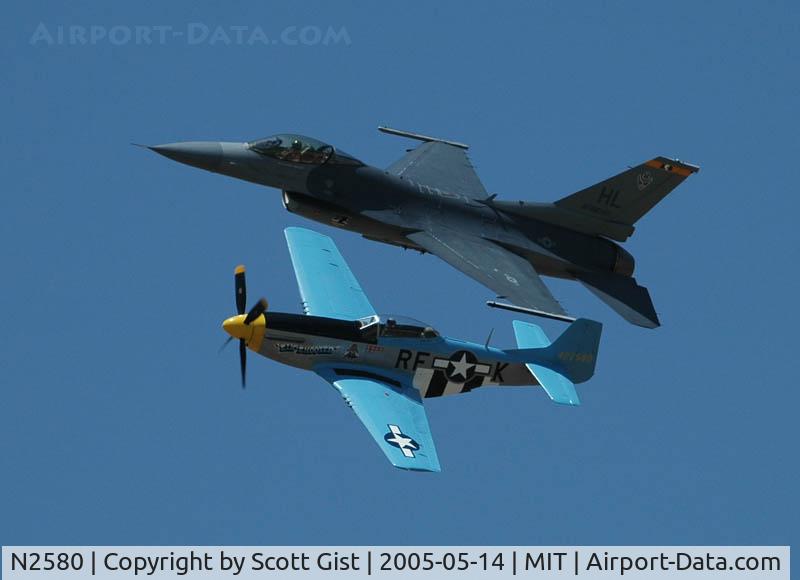 N2580, 1967 North American F-51D Mustang C/N AF-67-22580, Heritage flight with F-16