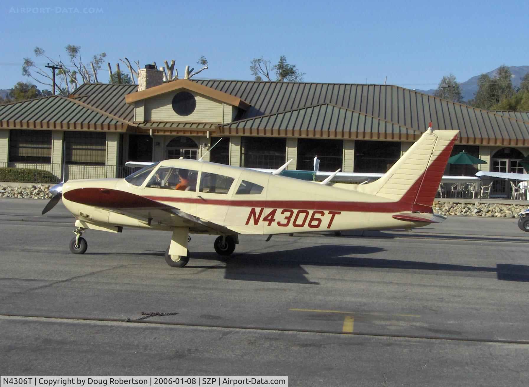 N4306T, 1971 Piper PA-28R-200 Cherokee Arrow C/N 28R-7235004, 1971 Piper PA-28R ARROW 200, Lycoming IO-360-C1C 200 Hp, Tri-blade prop
