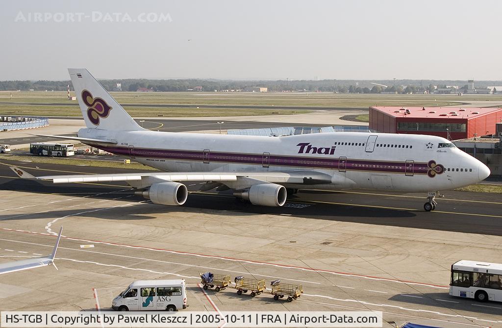 HS-TGB, 2001 Boeing 747-4D7 C/N 32370, taxi to departure