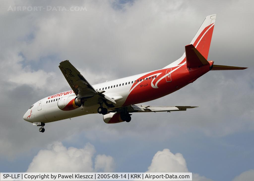 SP-LLF, 1997 Boeing 737-45D C/N 28752/2874, landing at 25 runway