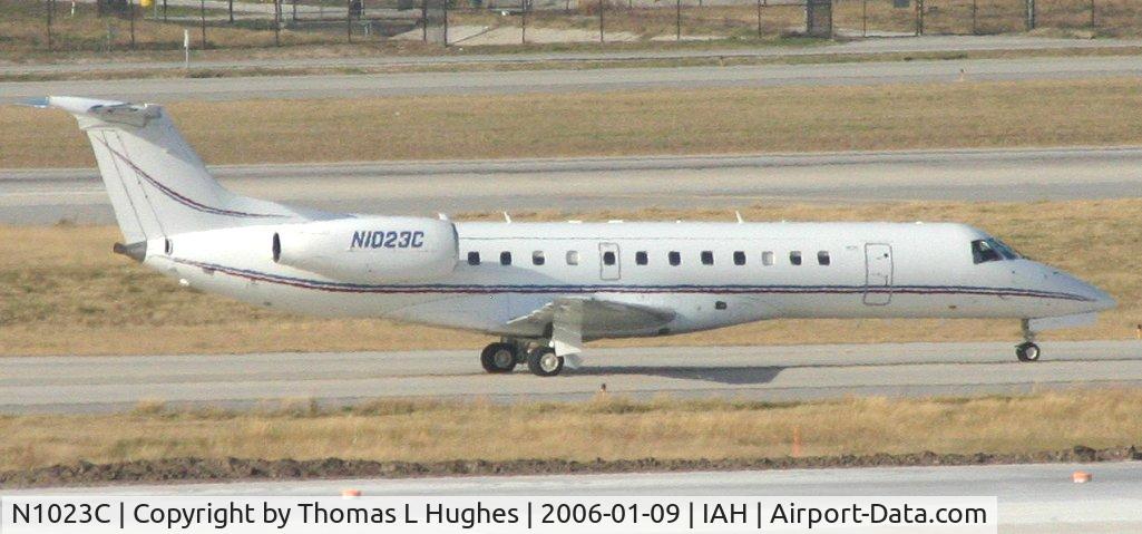 N1023C, 2001 Embraer ERJ-135LR (EMB-135LR) C/N 145550, Conoco Phillips EMB135LR-IAH