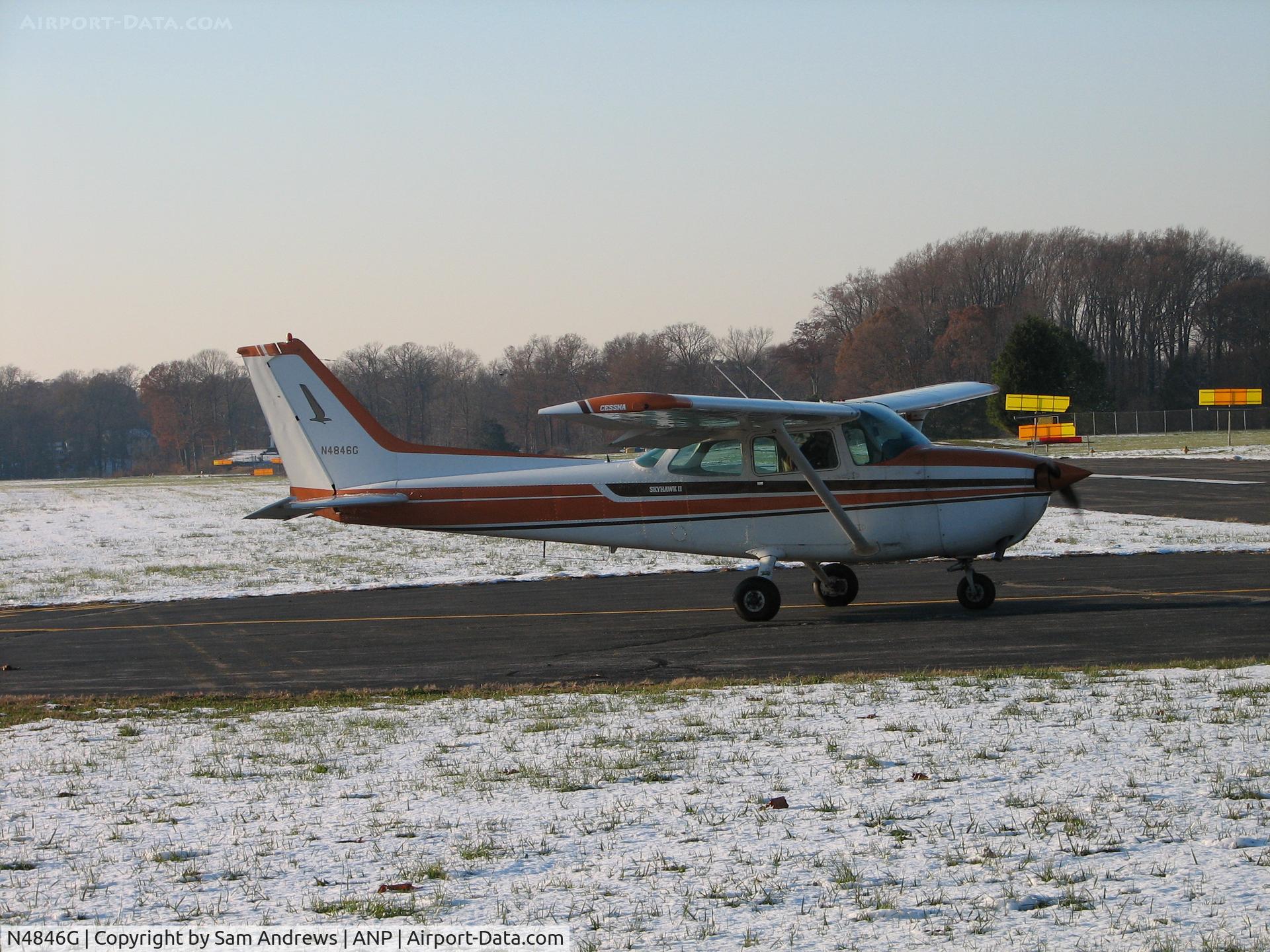 N4846G, 1979 Cessna 172N C/N 17273393, Heading out from Lee (ANP) Edgewater, MD for the eastern shore of MD taking off from RWY30