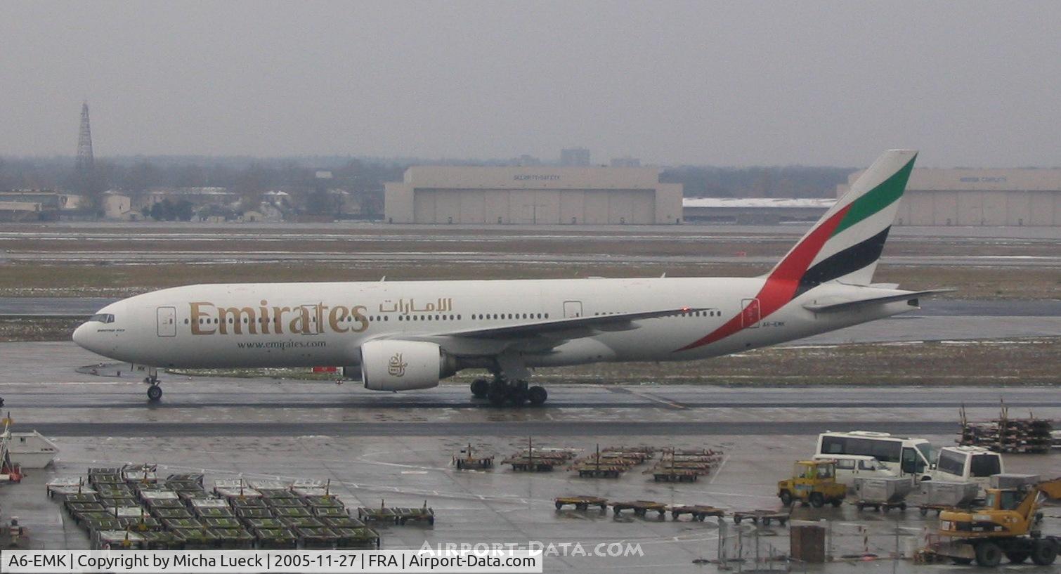 A6-EMK, 1998 Boeing 777-21H/ER C/N 29324, Taxxing to the gate after touch-down