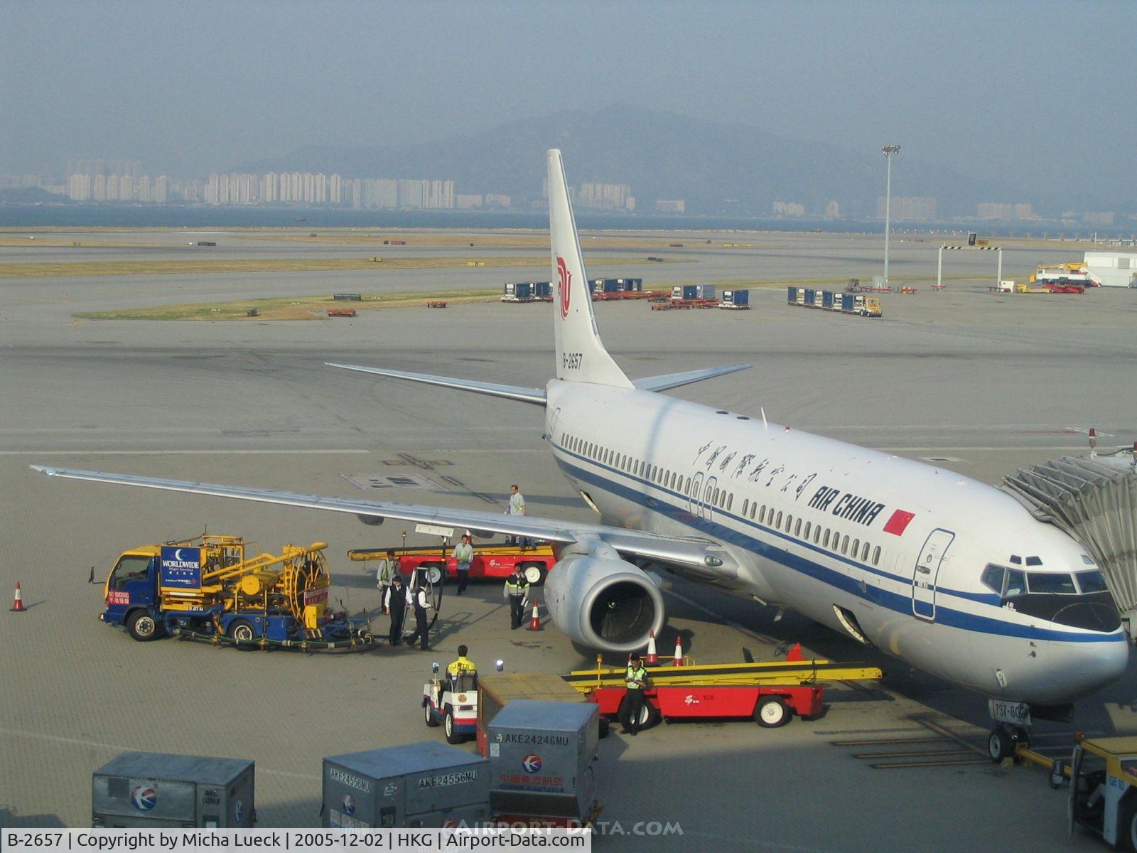 B-2657, 2002 Boeing 737-89L C/N 30517, Refuelling for the trip back to mainland China
