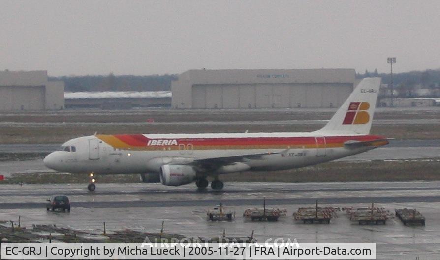 EC-GRJ, 1991 Airbus A320-211 C/N 246, Arriving from sunny Spain in snowy Frankfurt...
