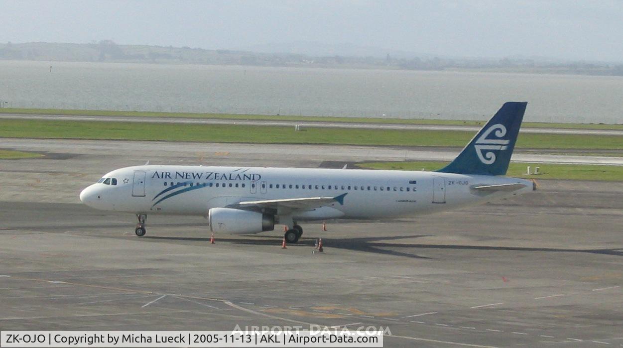 ZK-OJO, 2006 Airbus A320-232 C/N 2663, Parked at the home base Auckland