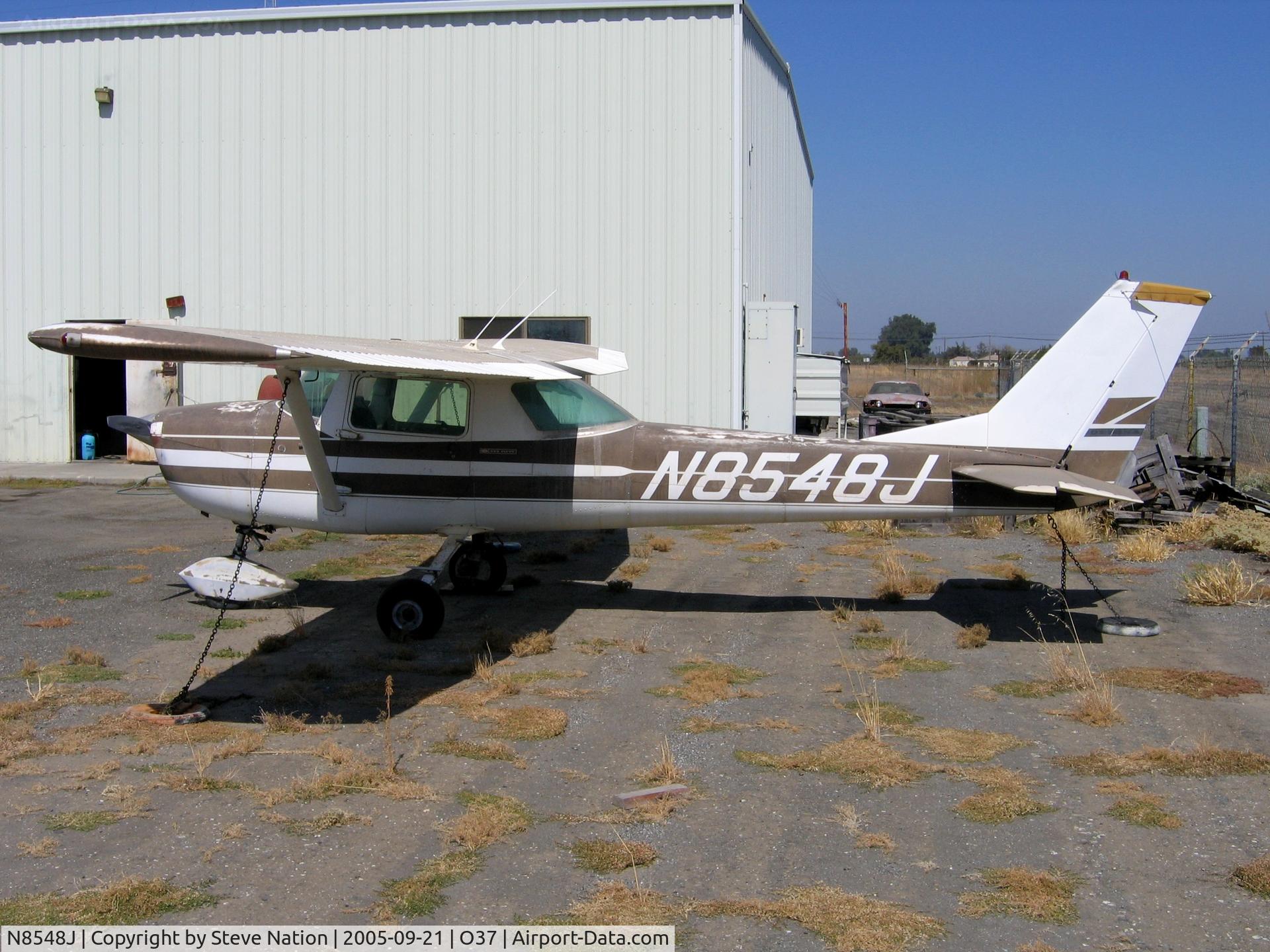 N8548J, 1967 Cessna 150G C/N 15066448, 1967 Cessna 150G at Haigh Field, Orland, CA