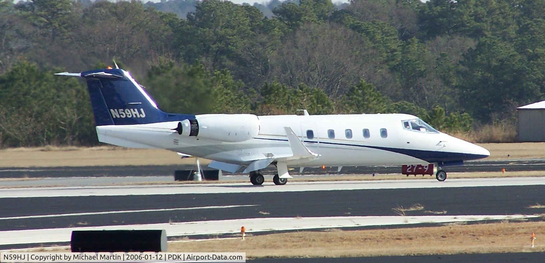 N59HJ, 1982 Gates Learjet 55 Longhorn C/N 027, Landing PDK on 20L