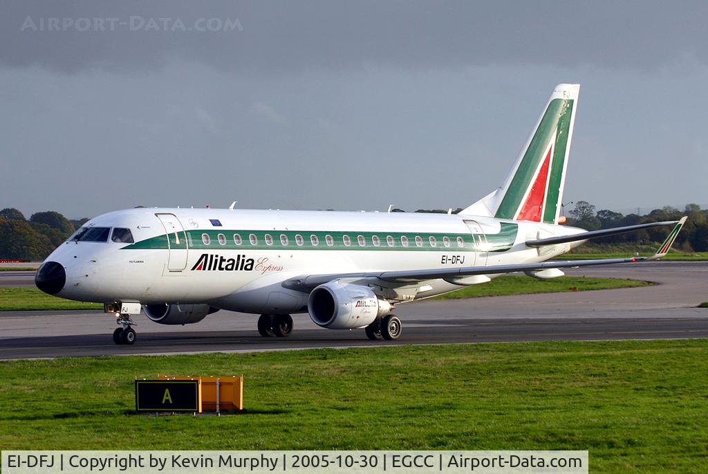 EI-DFJ, 2003 Embraer 170LR (ERJ-170-100LR) C/N 17000011, Passing the viewing mound at Manchester.