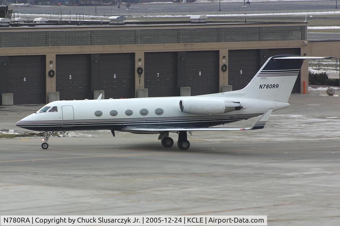N780RA, 1986 Gulfstream Aerospace G-1159A Gulfstream III C/N 472, Visiting Cleveland on Christmas Eve.